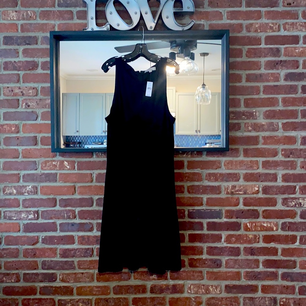 Brand New with Tags, sleeveless Dress with Pockets